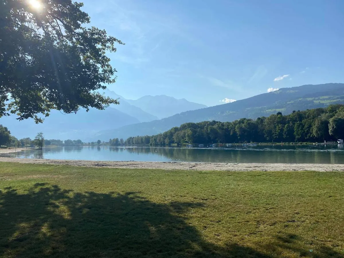 Mobil-Home Agreable Au Pieds Du Lac De Passy Passy  Campsite Passy (Haute-Savoie)