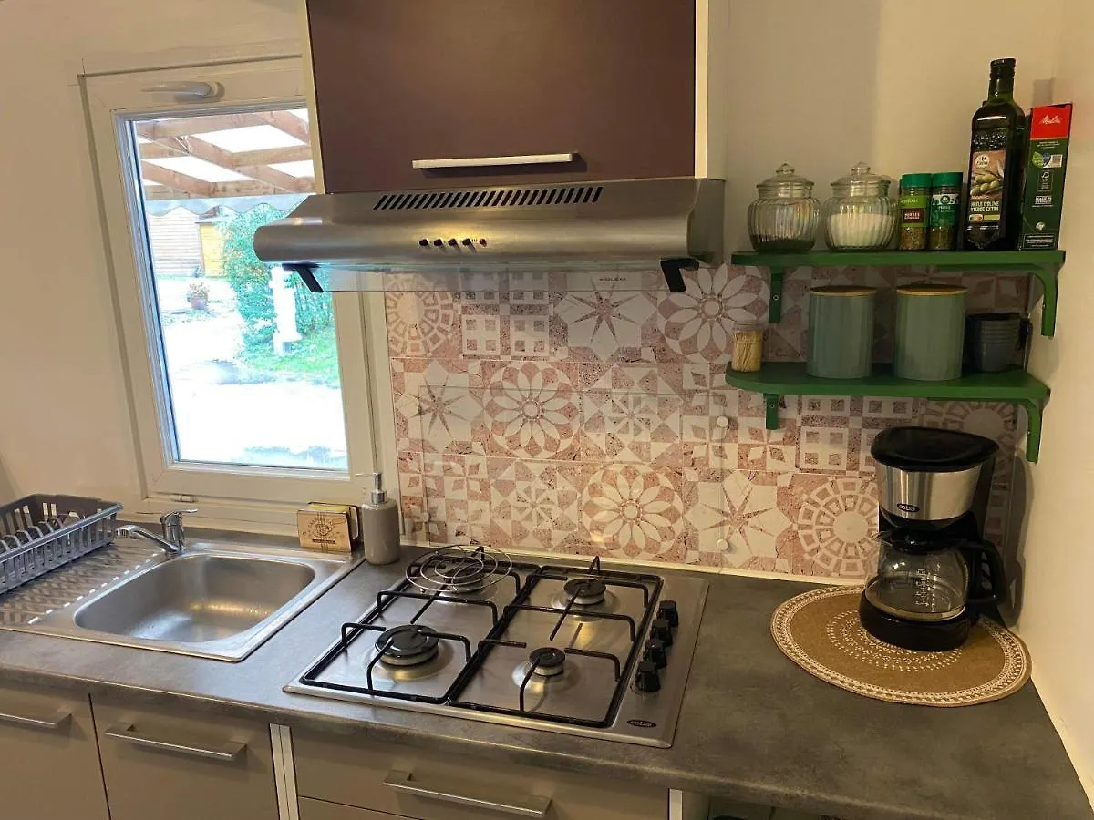 Mobil-Home Agreable Au Pieds Du Lac De Passy Passy  0*, Passy (Haute-Savoie)